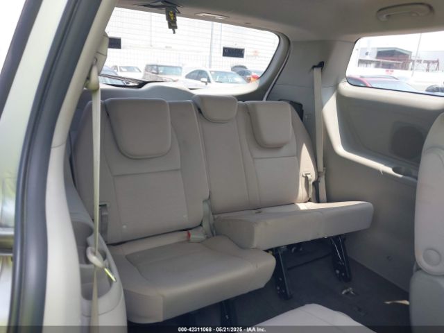 KNDMB5C18F6020614 KIA SEDONA LX