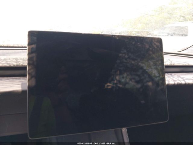 2024 TESLA MODEL 3 5YJ3E1EB4RF834351 Photo 6