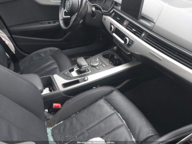 2017 AUDI A4 WAUANAF45HN053214 Photo 4