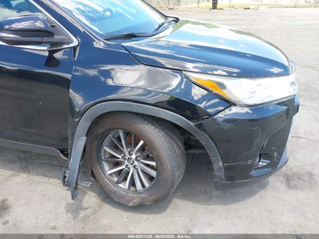 5TDJZRFH0KS585898 Toyota Highlander Xle