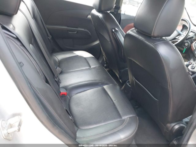 1G1JE6SB6F4118460 Chevrolet Sonic Ltz Auto