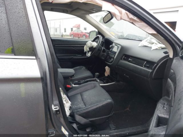 2018 MITSUBISHI OUTLANDER JA4AD3A35JZ064058 Photo 4