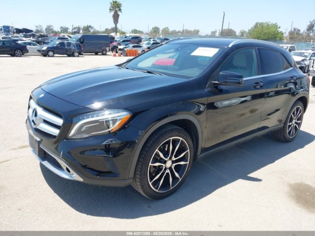 2017 MERCEDES-BENZ GLA 250 WDCTG4EB3HJ323288 Photo 1