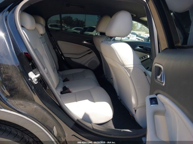 2017 MERCEDES-BENZ GLA 250 WDCTG4EB3HJ323288 Photo 7