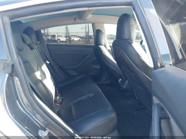 5YJ3E1EAXLF630555 Tesla 2020
