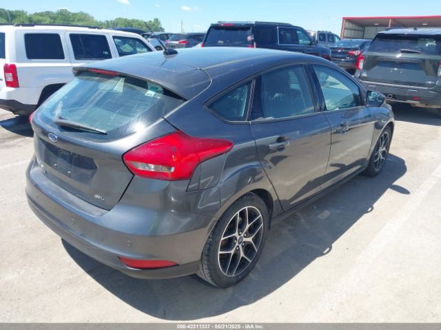 1FADP3M2XJL204742 Ford FOCUS SEL