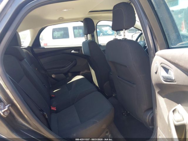 1FADP3M2XJL204742 Ford FOCUS SEL