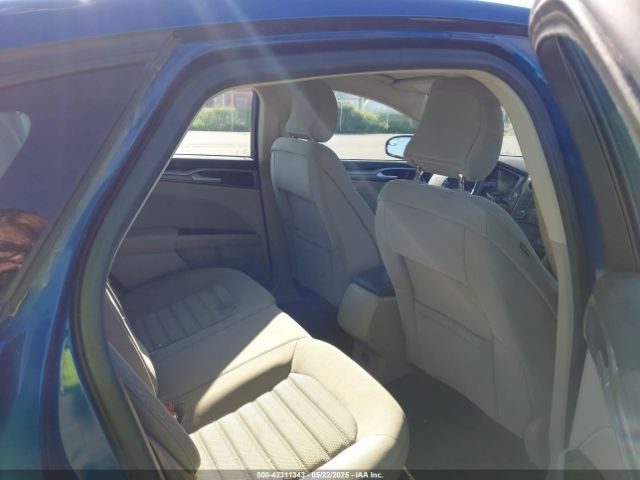 3FA6P0H73HR260806 Ford FUSION SE
