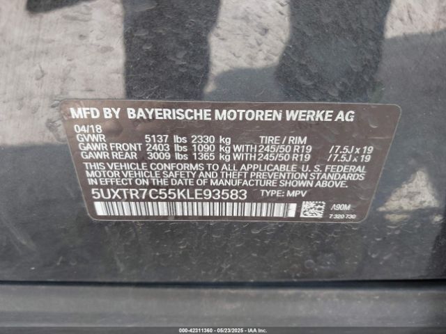 2019 BMW X3 5UXTR7C55KLE93583 Photo 8