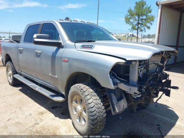 3C6UR5DJ9MG590554 RAM 2500 Big Horn  4x4 6'4 Box