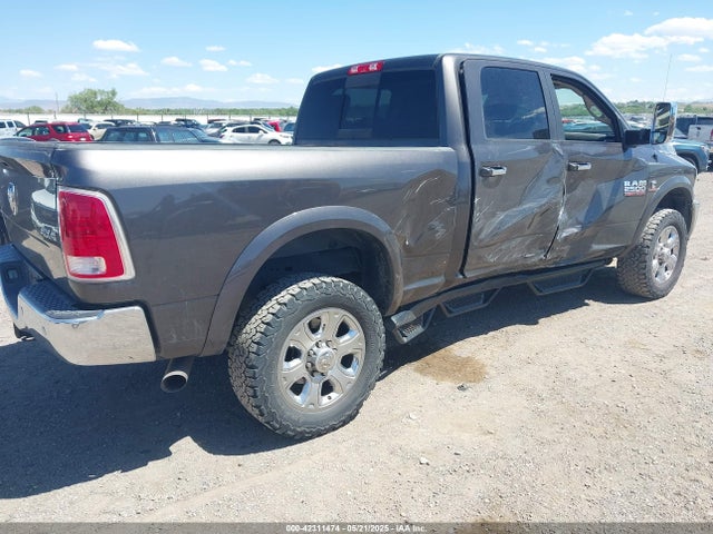 3C6UR5FL4HG570085 RAM 2500 Laramie  4x4 6'4 Box