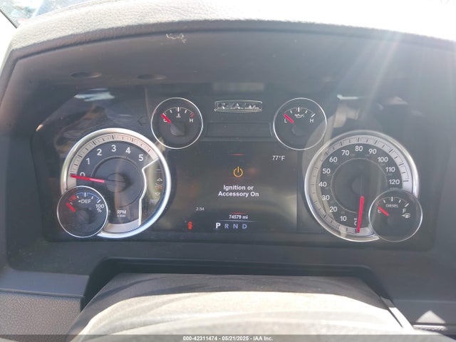 3C6UR5FL4HG570085 RAM 2500 Laramie  4x4 6'4 Box