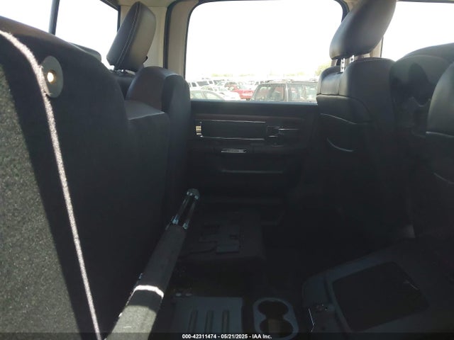 3C6UR5FL4HG570085 RAM 2500 Laramie  4x4 6'4 Box