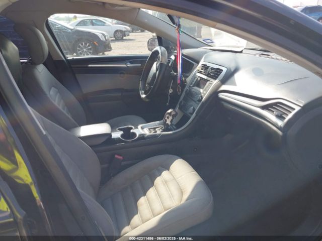 1FA6P0G70F5107883 Ford FUSION S