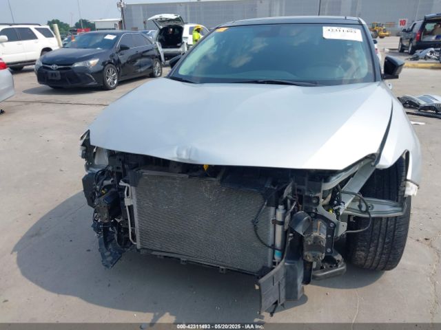 1N4AA6AP4HC414480 Nissan Maxima 3.5 Platinum