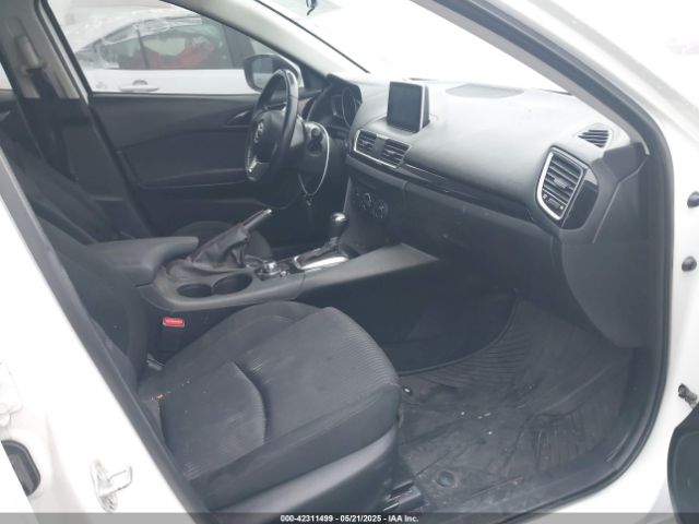 3MZBM1L79FM158576 Mazda Mazda3 I Touring