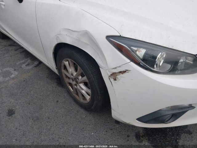 3MZBM1L79FM158576 Mazda Mazda3 I Touring