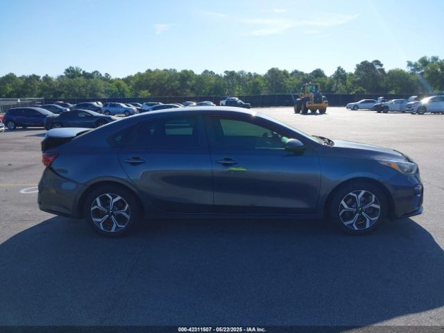 3KPF24AD2KE096124 KIA Forte Lxs
