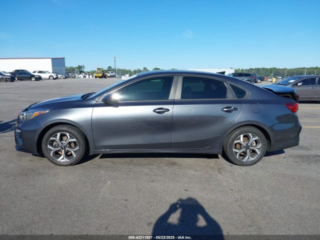 3KPF24AD2KE096124 KIA Forte Lxs