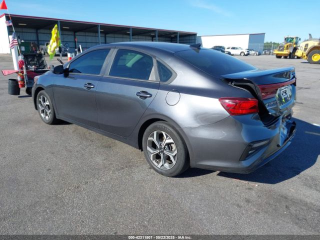 3KPF24AD2KE096124 KIA Forte Lxs