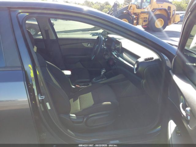 3KPF24AD2KE096124 KIA Forte Lxs