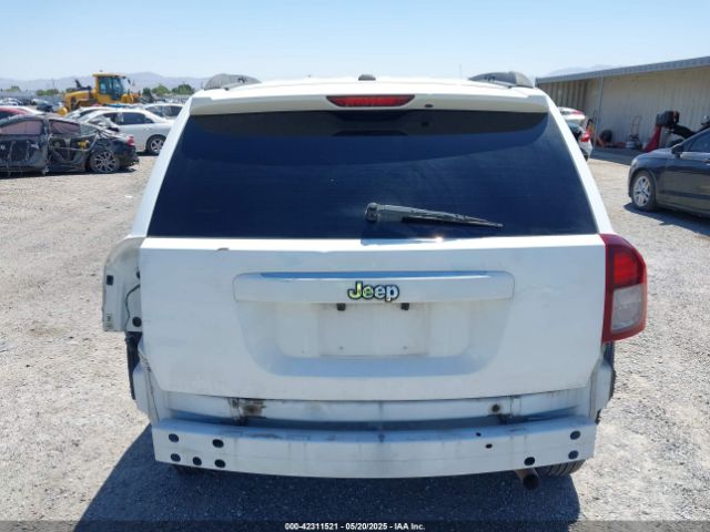 1C4NJCEA8HD115780 Jeep Compass Latitude