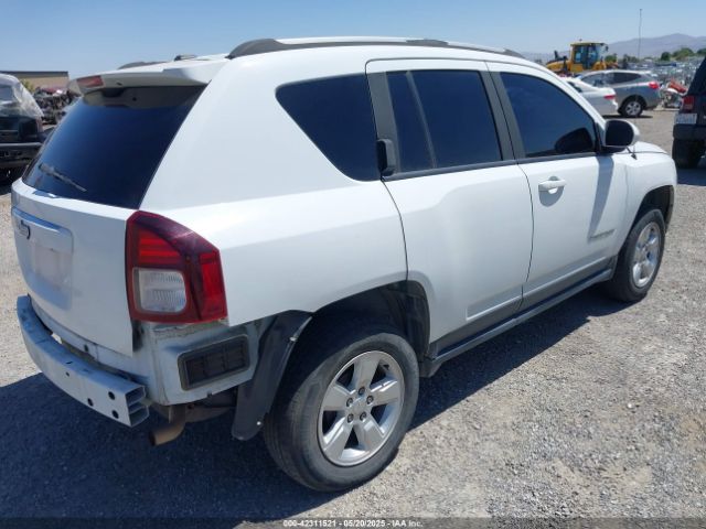 1C4NJCEA8HD115780 Jeep Compass Latitude