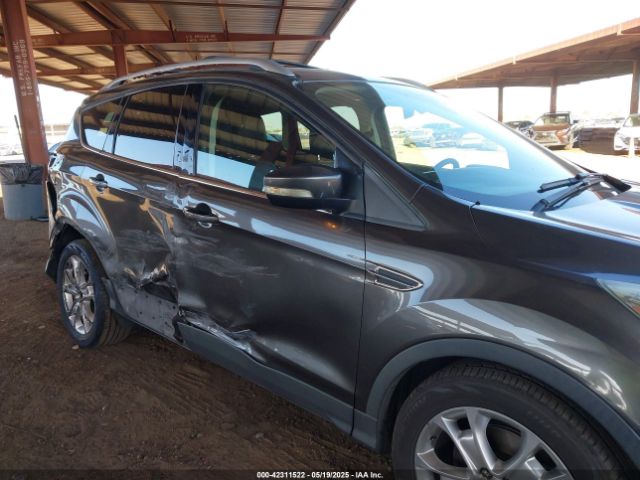1FMCU9J96FUC80071 Ford Escape Titanium