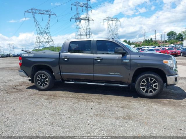 5TFDY5F11FX450876 Toyota Tundra Sr5 5.7l V8