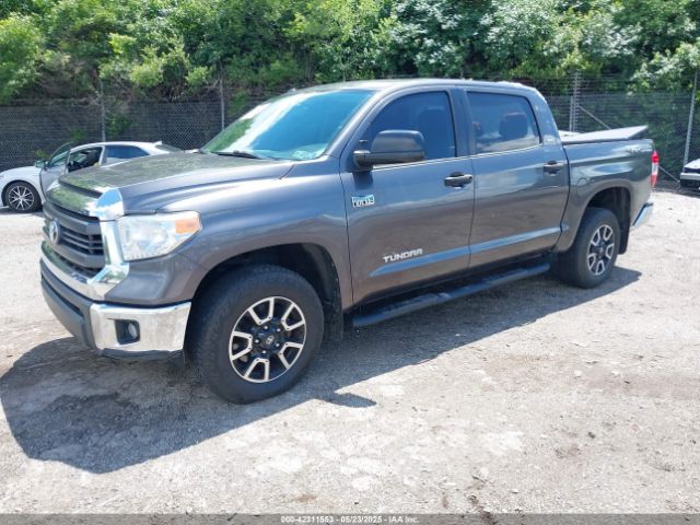 5TFDY5F11FX450876 Toyota Tundra Sr5 5.7l V8