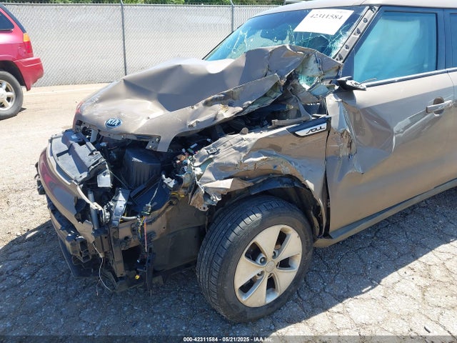 KNDJN2A26G7263208 KIA Soul