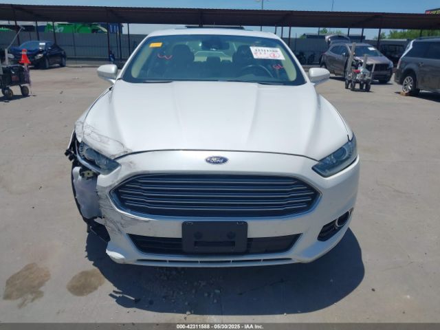 3FA6P0LUXER233658 Ford Fusion Hybrid Se