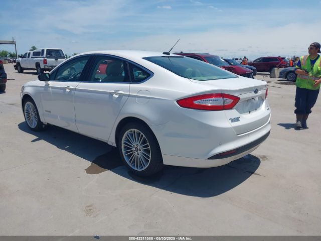 3FA6P0LUXER233658 Ford Fusion Hybrid Se