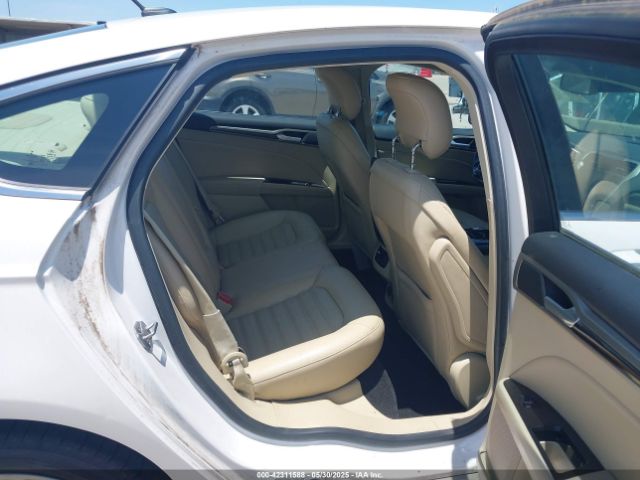 3FA6P0LUXER233658 Ford Fusion Hybrid Se