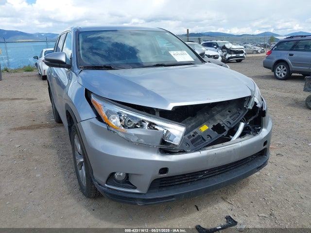 5TDBKRFH8GS339231 Toyota 2gr-fe