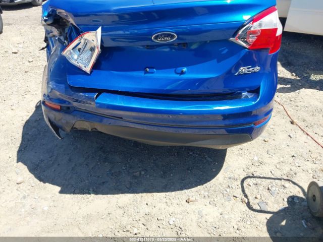 3FADP4BJ3JM140249 Ford FIESTA SE