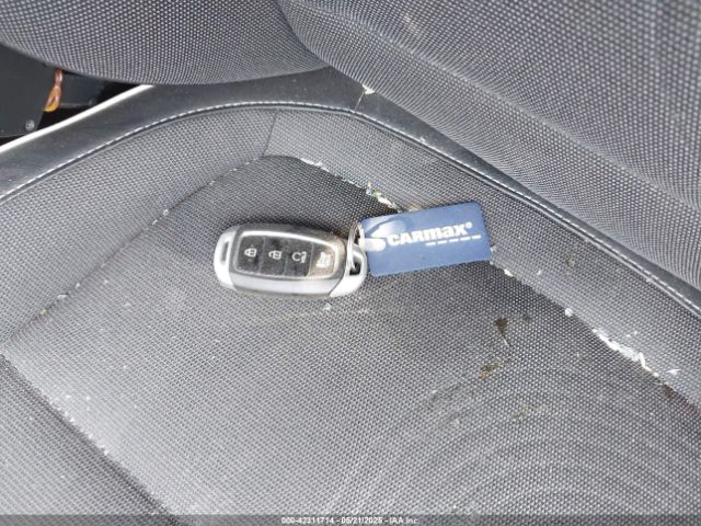 2022 HYUNDAI VENUE KMHRC8A30NU186656 Photo 10