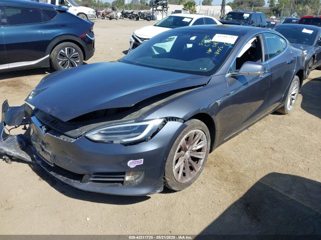 2018 TESLA MODEL S 5YJSA1E29JF265301 Photo 1