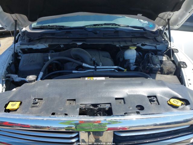 1C6RR6TT5KS608648 RAM 1500 Classic Big Horn  4x2 6'4 Box