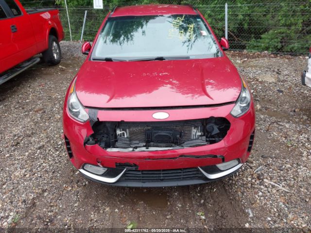 KNDCC3LC1K5262689 KIA Niro S Touring