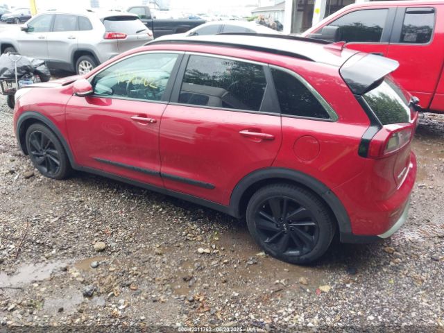 KNDCC3LC1K5262689 KIA Niro S Touring