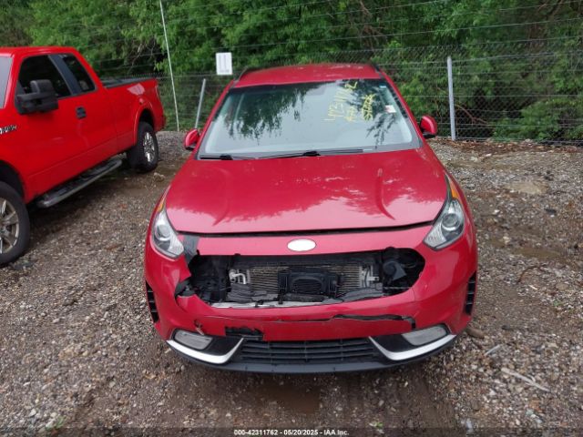 KNDCC3LC1K5262689 KIA Niro S Touring