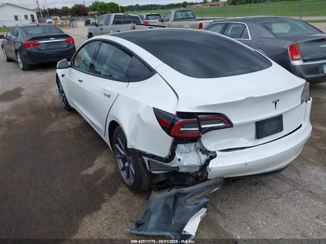 2021 TESLA MODEL 3 5YJ3E1EA7MF042291 Photo 2