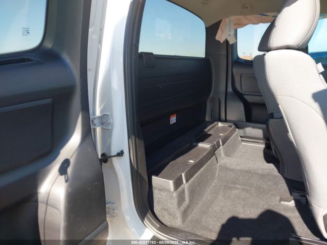 3TYRX5GN8MT013815 Toyota Tacoma Sr