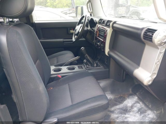2007 TOYOTA FJ CRUISER JTEBU11F270049180 Photo 4