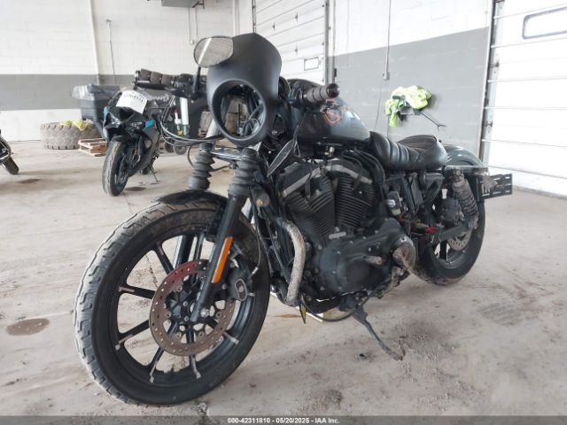 2017 HARLEY-DAVIDSON XL883 1HD4LE210HC409524 Photo 1