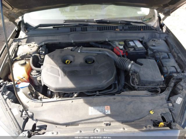 3FA6P0H98FR275848 Ford FUSION SE