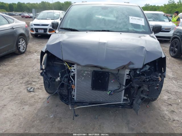 2C4RDGEG8KR674402 Dodge Grand Caravan Gt
