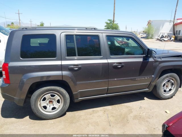 1C4NJPBB1GD800898 Jeep Patriot Sport