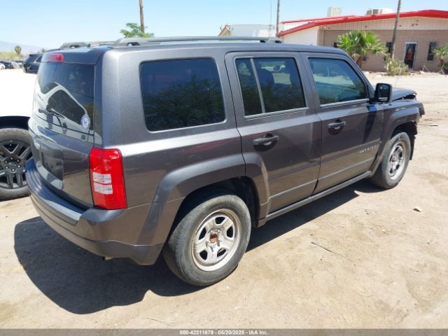 1C4NJPBB1GD800898 Jeep Patriot Sport